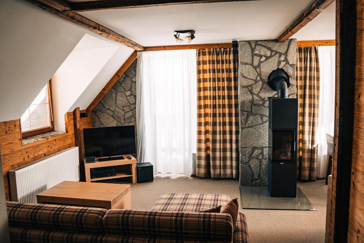 Aplend Hotel Kukucka Tatranska Lomnica Bagian luar foto