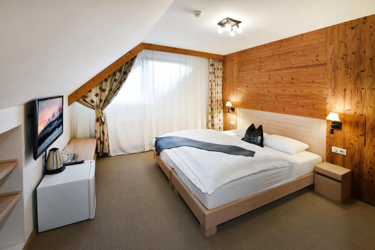 Aplend Hotel Kukucka Tatranska Lomnica Bagian luar foto