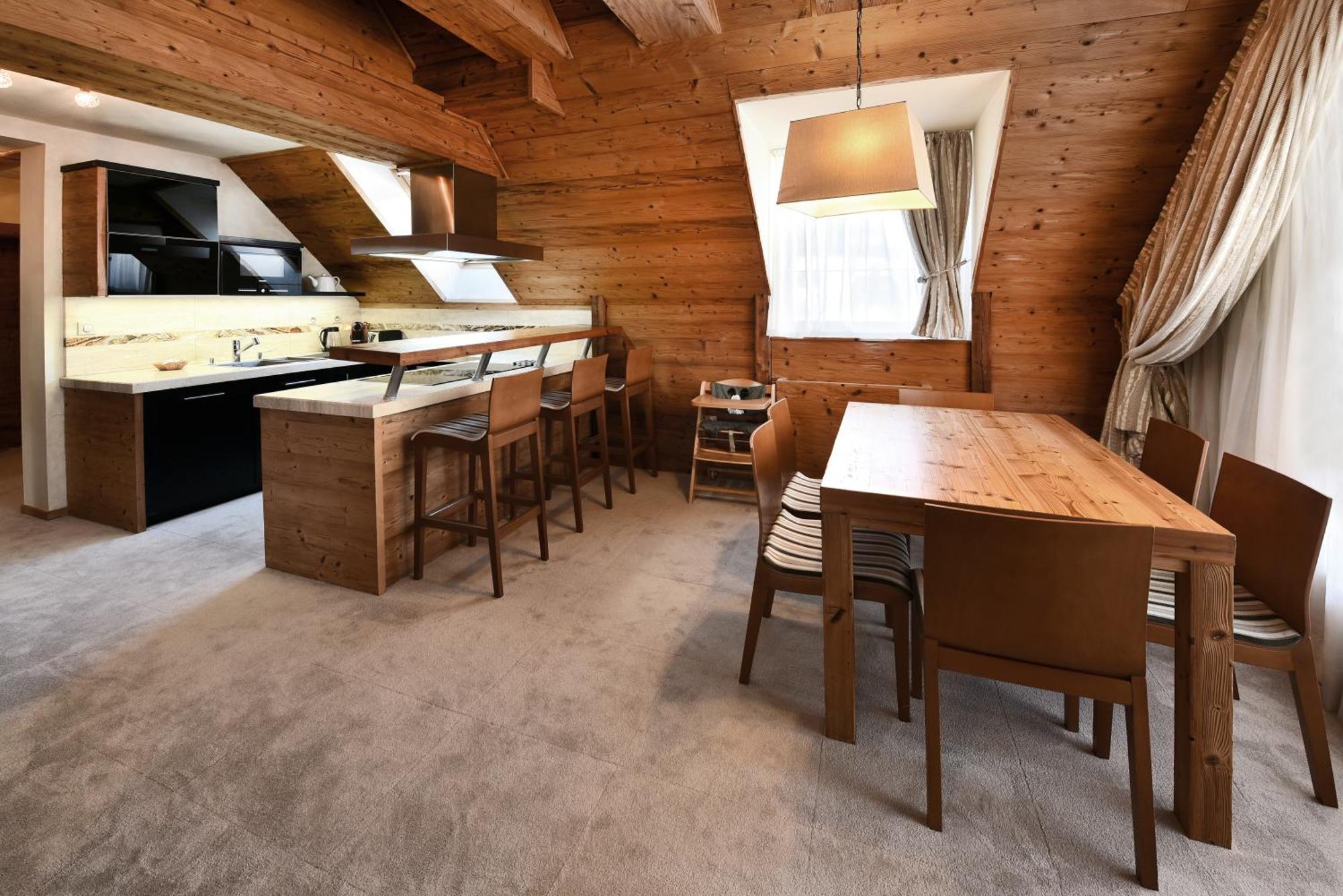 Aplend Hotel Kukucka Tatranska Lomnica Bagian luar foto