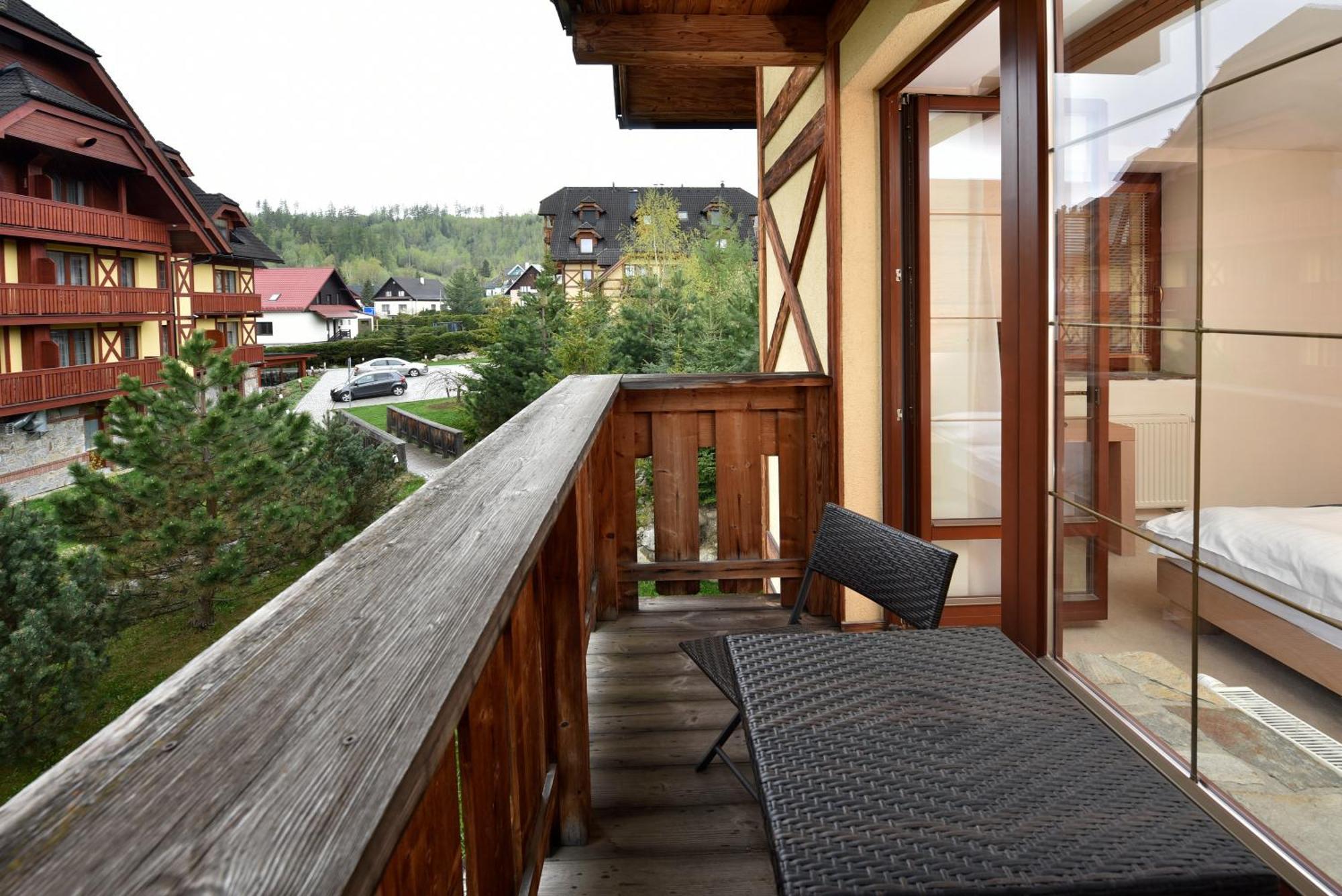 Aplend Hotel Kukucka Tatranska Lomnica Bagian luar foto
