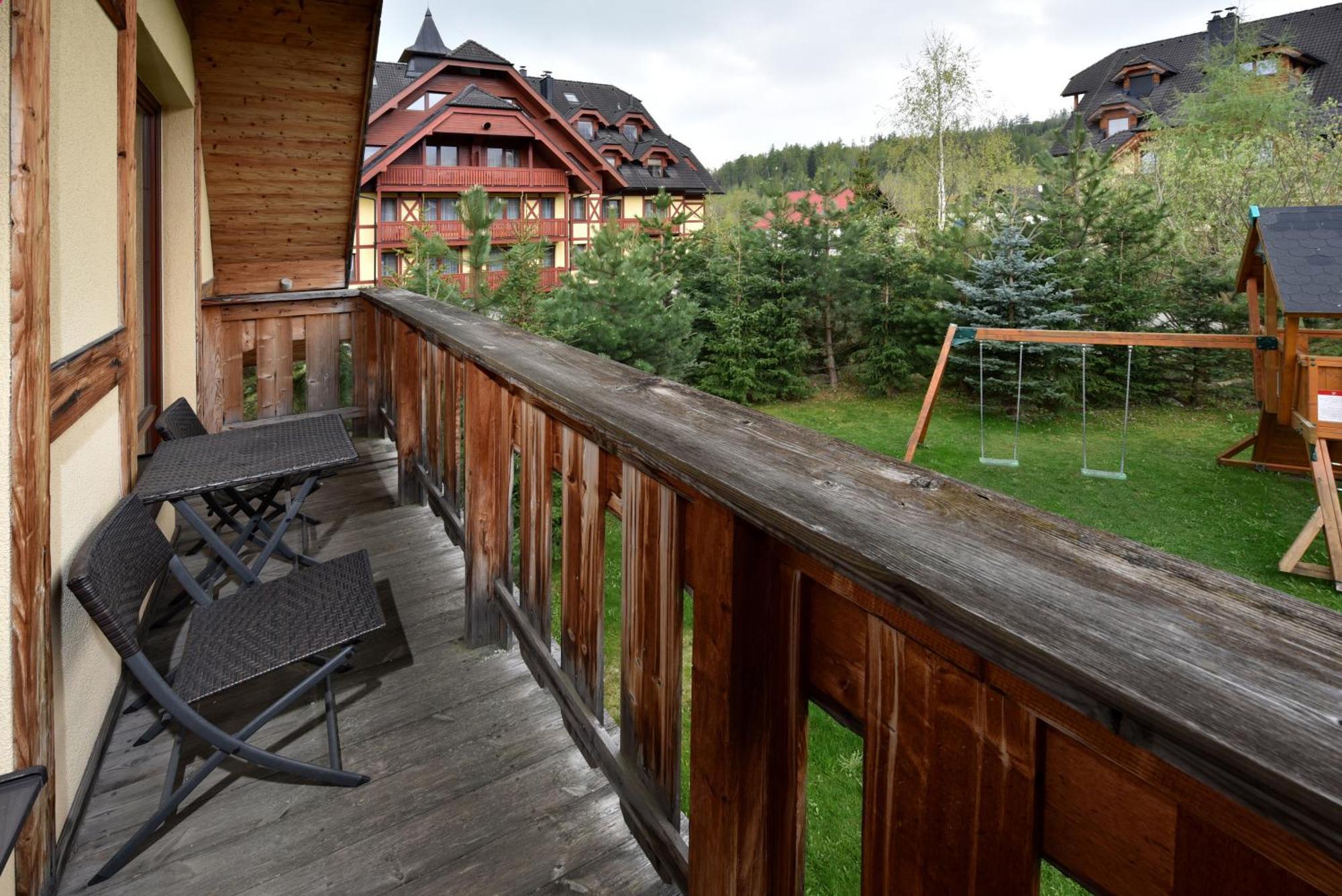 Aplend Hotel Kukucka Tatranska Lomnica Bagian luar foto