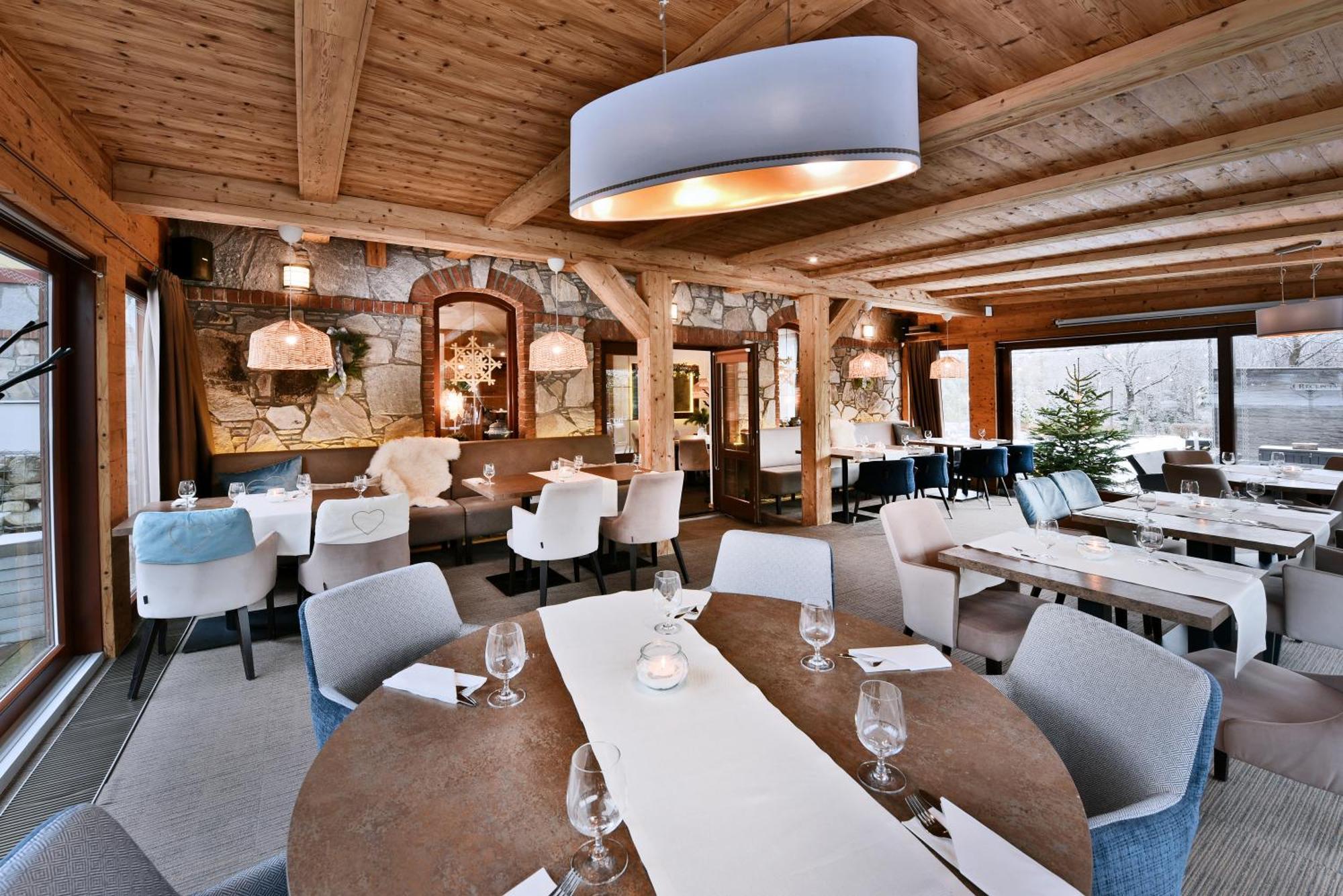 Aplend Hotel Kukucka Tatranska Lomnica Bagian luar foto