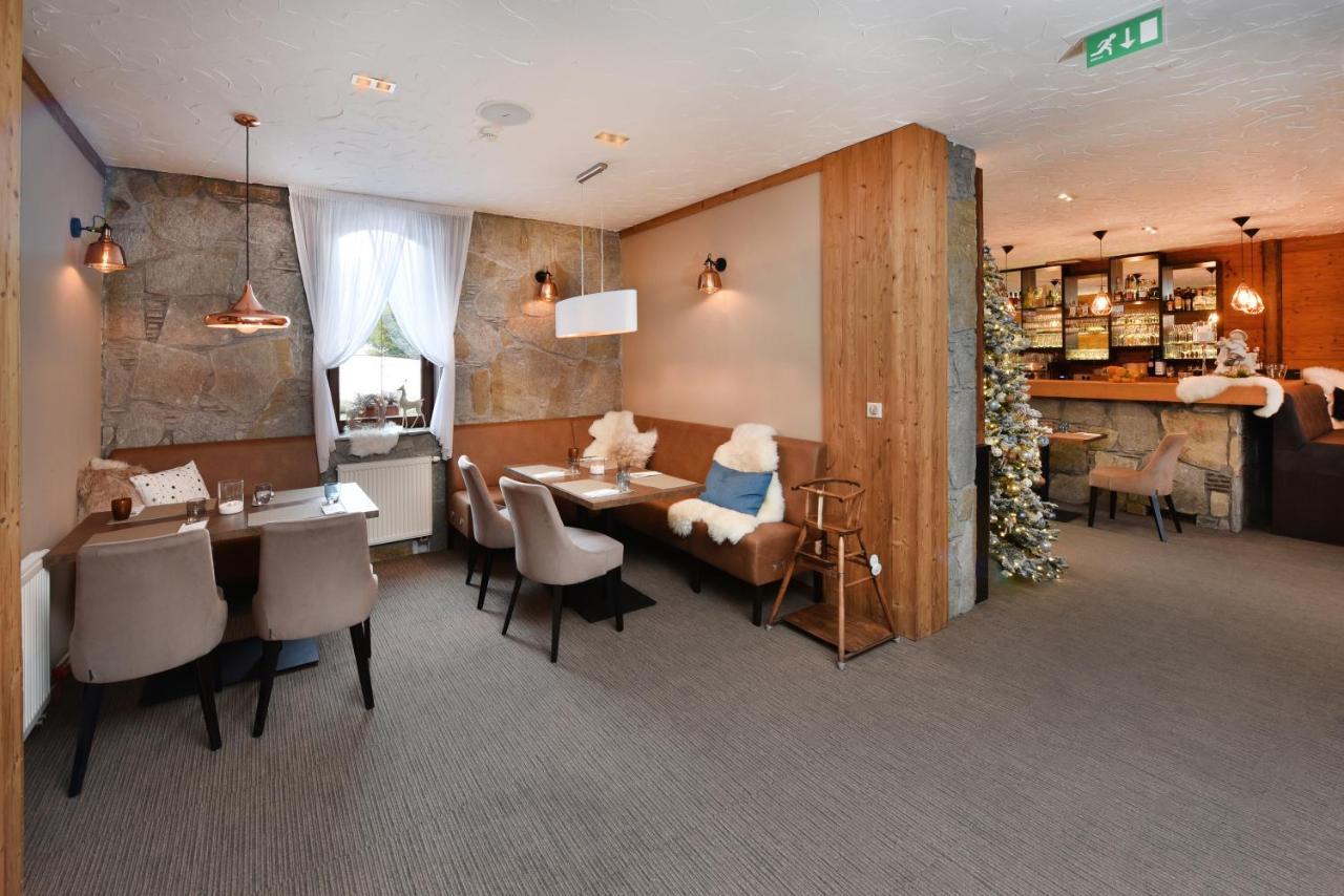 Aplend Hotel Kukucka Tatranska Lomnica Bagian luar foto